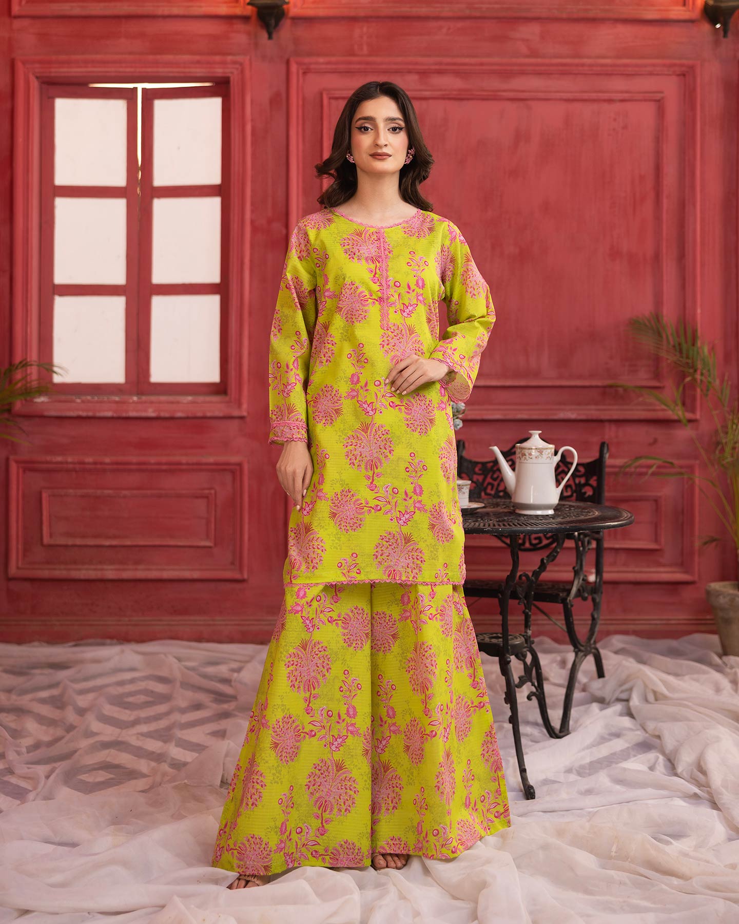 Alora By Surgul 2pc Vo 01 '25 D 06